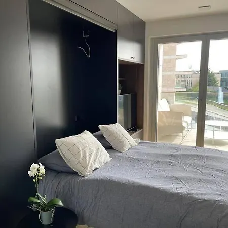 New In Center With Terrac And Parking Apartament Luksemburg