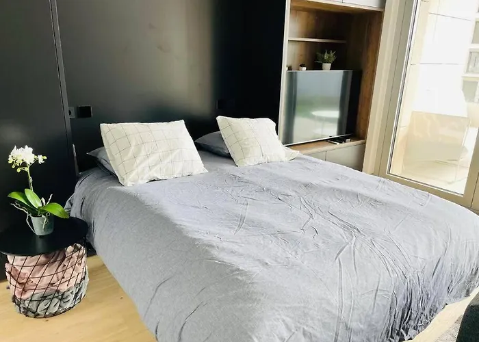 New In Center With Terrac And Parking Apartament Luksemburg